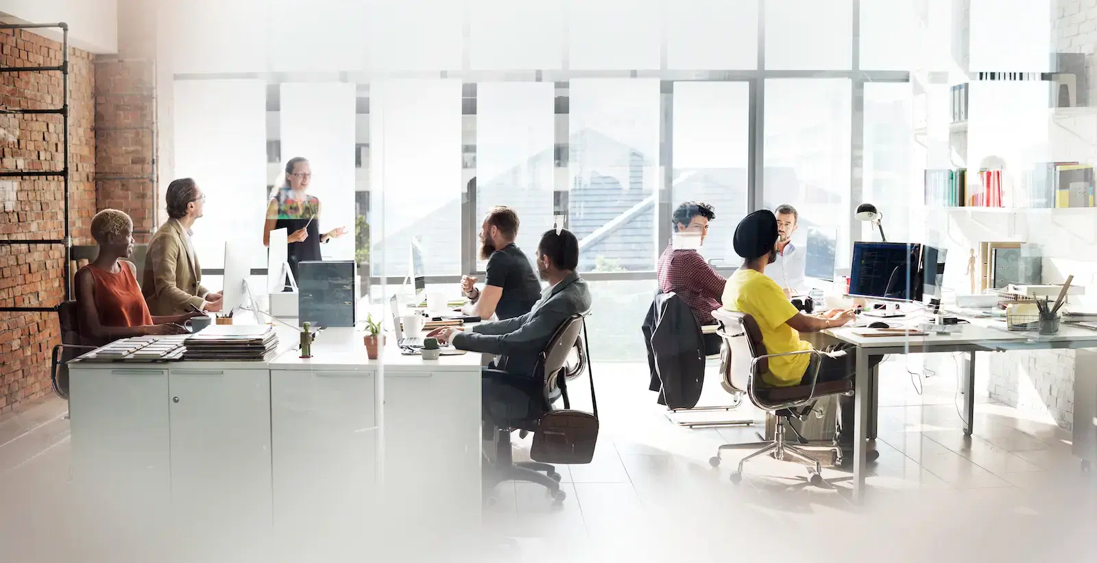 AI vs. Human Touch: How to Choose the Best IT Staffing Agency for Your Business